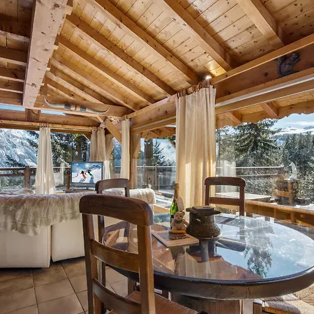 Authentique à 1850 Avec Terrasse Et Parking - Fr-1-564-164 Courchevel